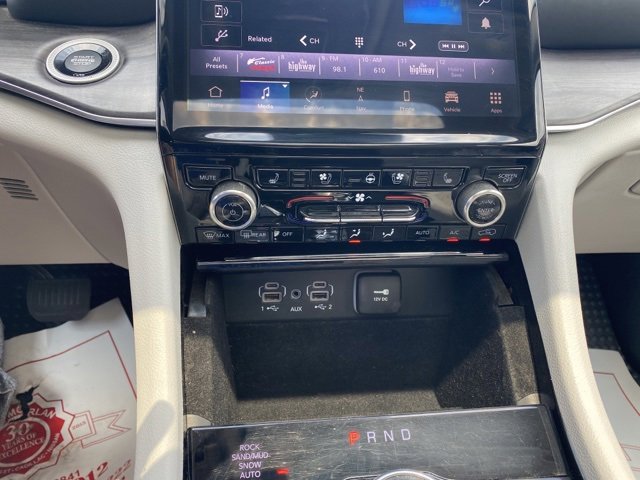 Used 2021 Jeep Grand Cherokee L Overland image 23