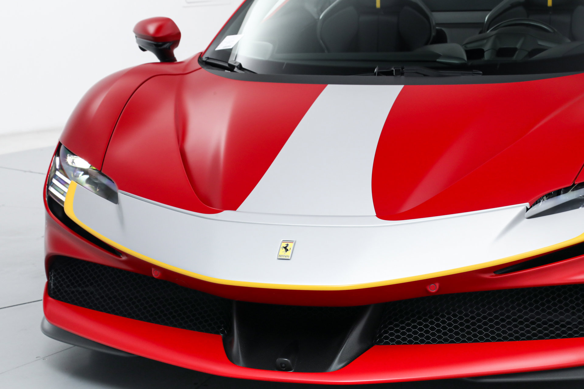 Certified 2024 Ferrari SF90 Spider AWD/4WD image 16