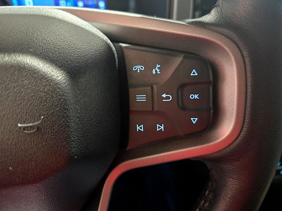 Used 2023 Ford Bronco Outer Banks image 16