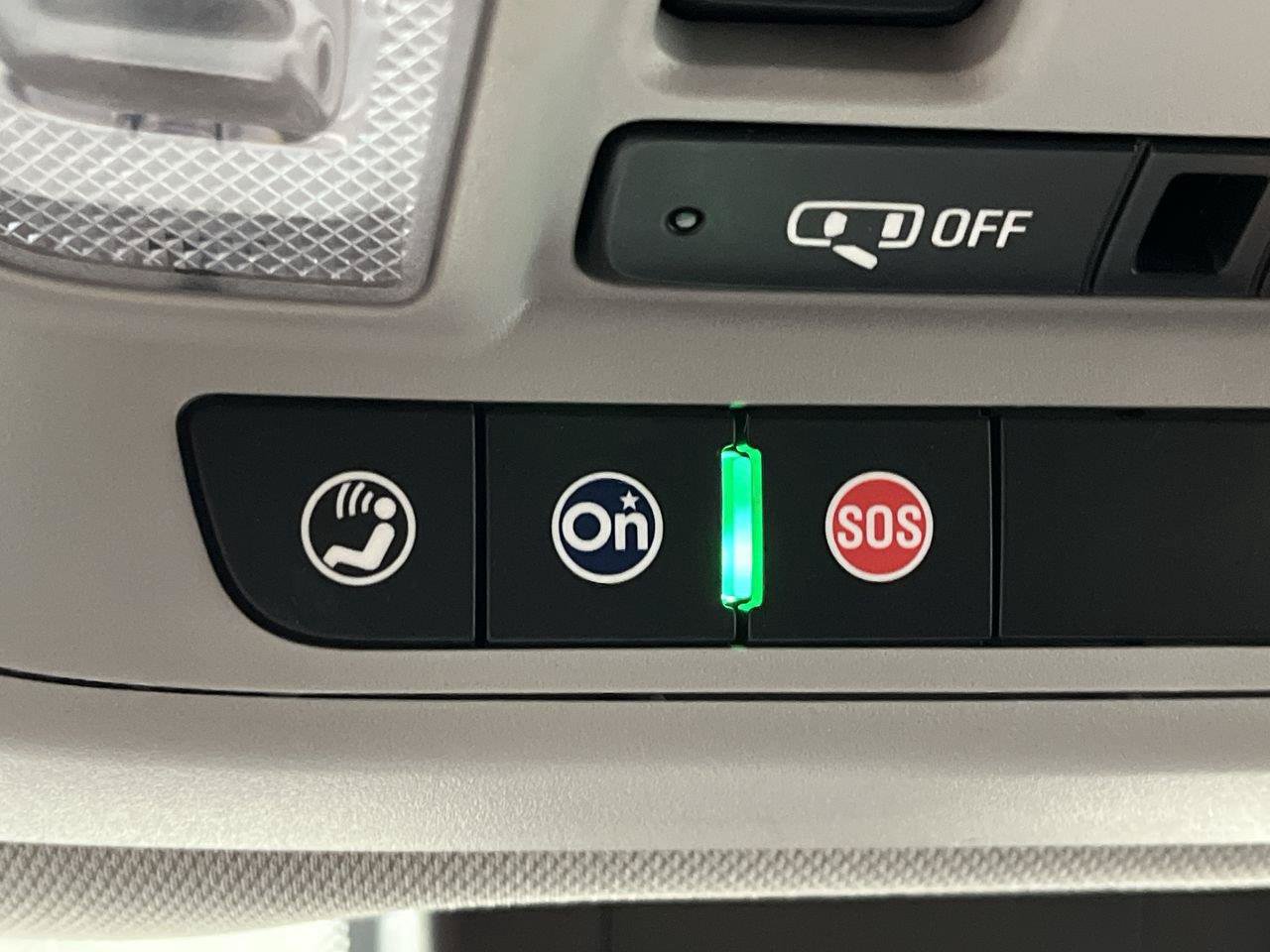 Used 2022 GMC Terrain AT4 w/ LPO, Floor Liner Package AWD/4WD image 27