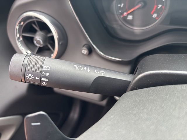 Used 2019 Chevrolet Camaro LT image 18