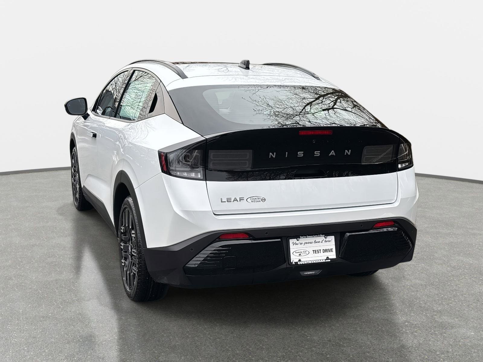 New 2026 Nissan Leaf Platinum+ image 7