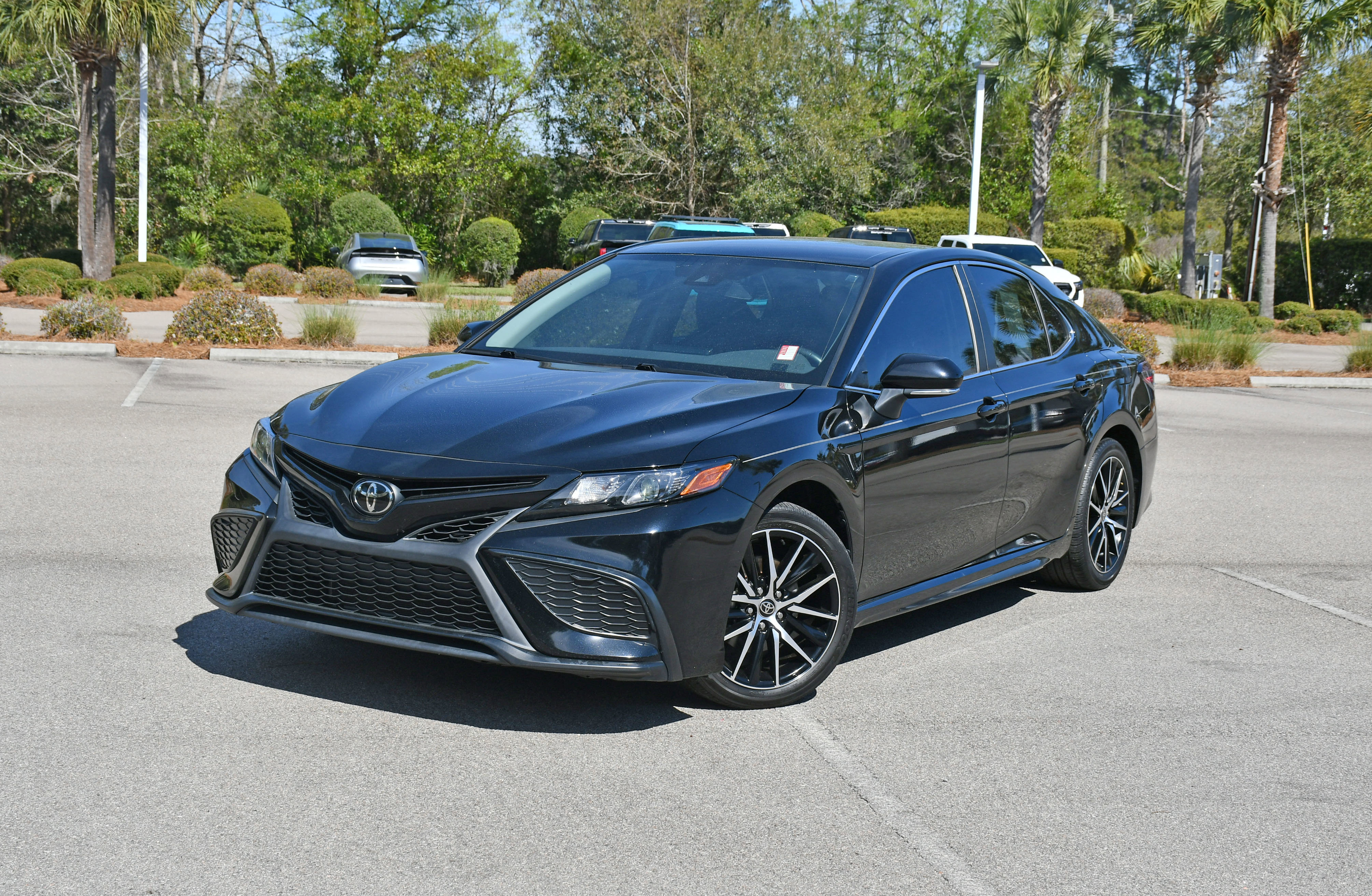 Certified 2023 Toyota Camry SE FWD image 6