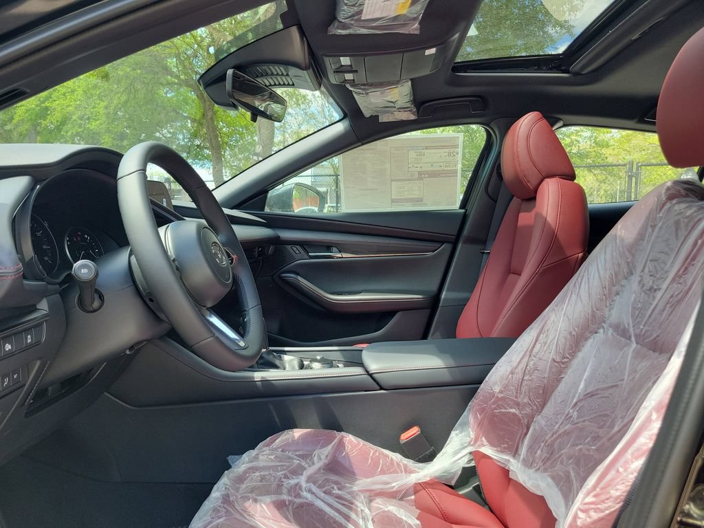 New 2026 MAZDA MAZDA3 Carbon AWD/4WD image 2