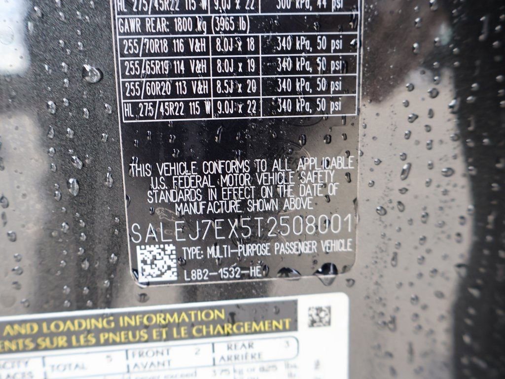 New 2026 Land Rover Defender 110 S image 40