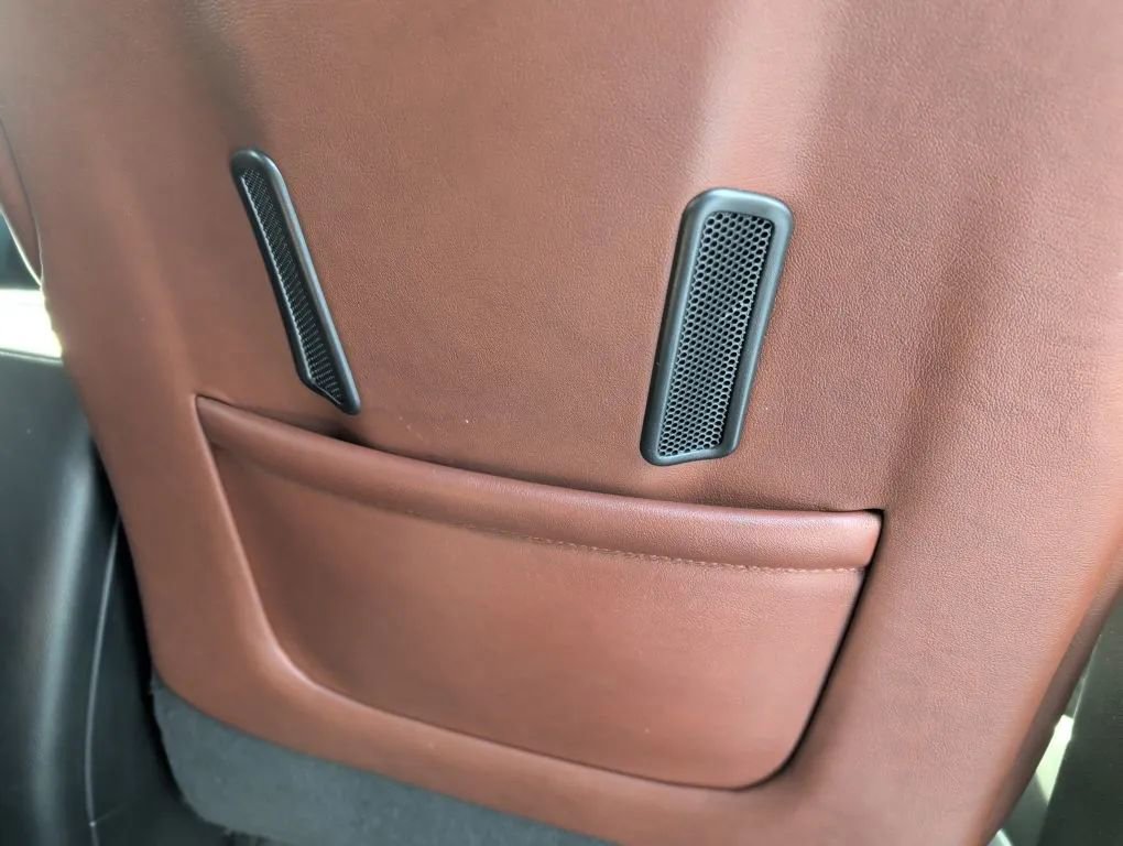 Used 2017 Cadillac Escalade ESV Premium Luxury image 16