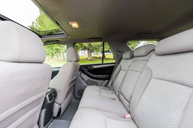 Used 2007 Toyota 4Runner SR5 AWD/4WD image 14