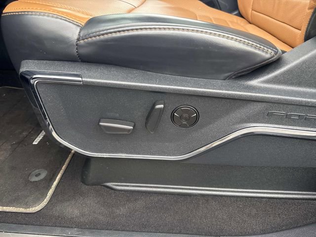 Used 2024 Ford F350 Platinum w/ FX4 Off-Road Package image 24