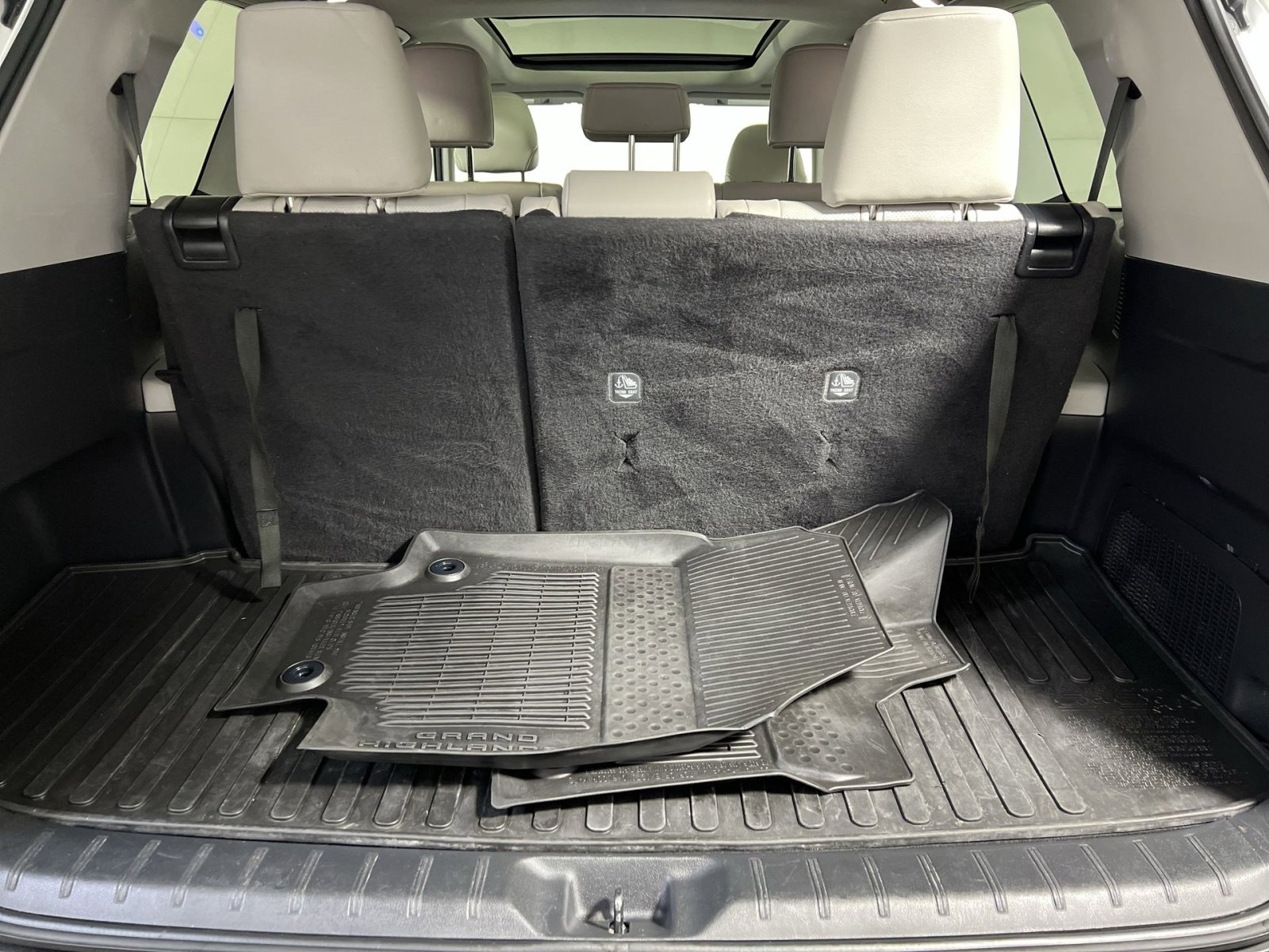 Used 2024 Toyota Grand Highlander XLE image 26