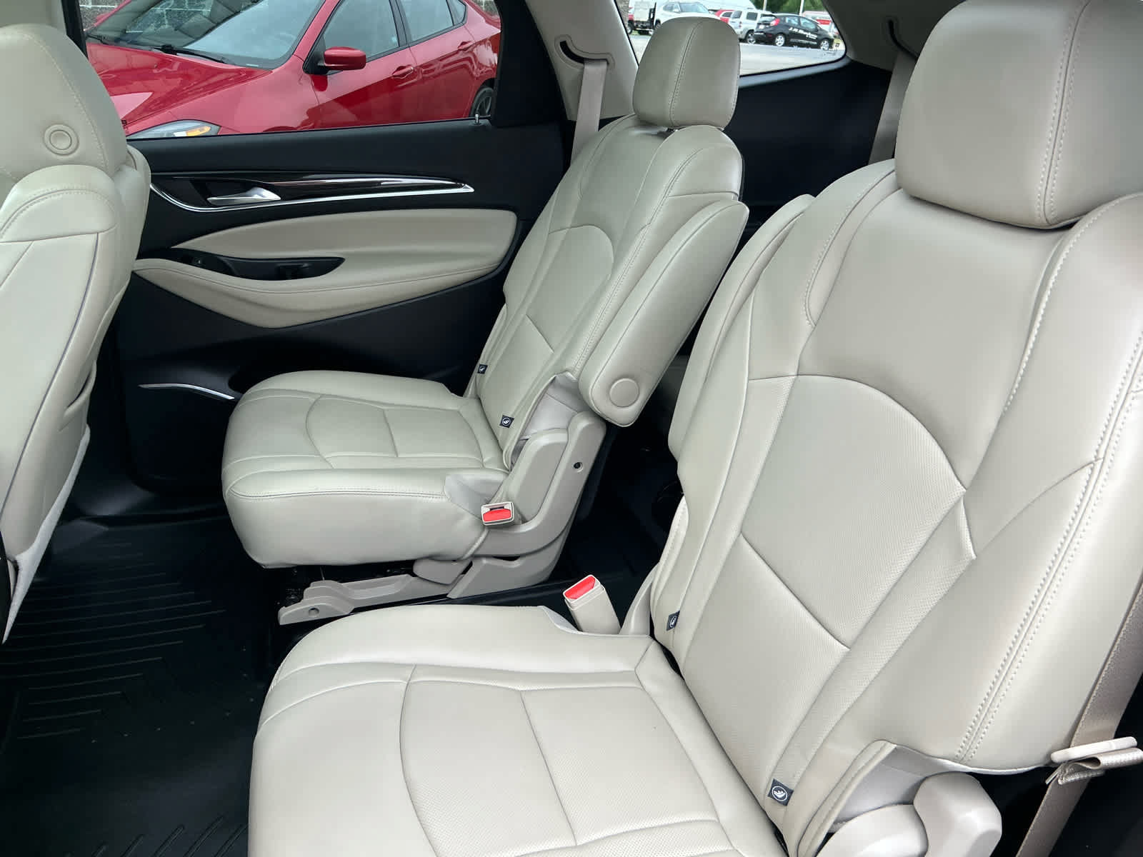 Used 2020 Buick Enclave Premium w/ Sun and Sites Package AWD/4WD image 26