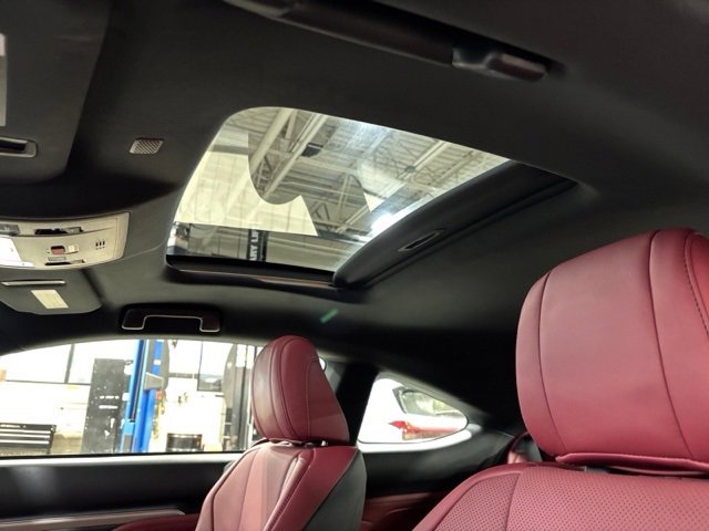 Used 2018 Lexus RC 300 AWD image 23