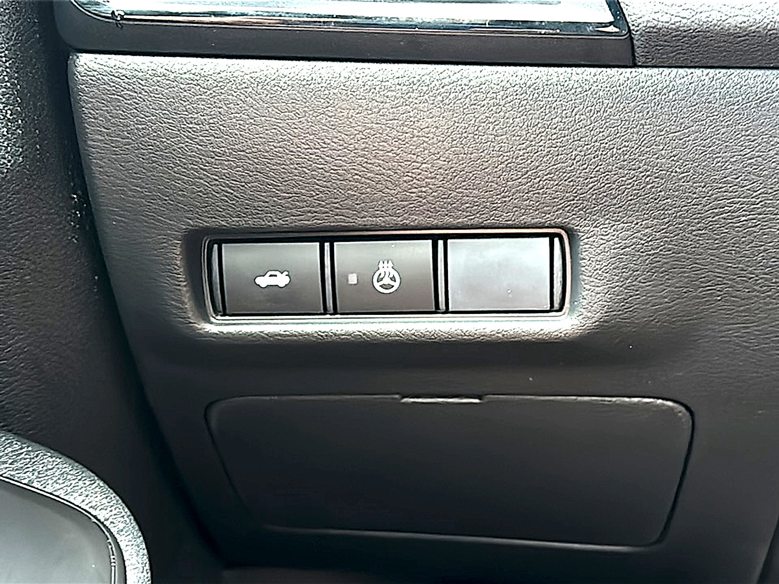 New 2026 Nissan Sentra SR w/ SR All Weather Package FWD image 25