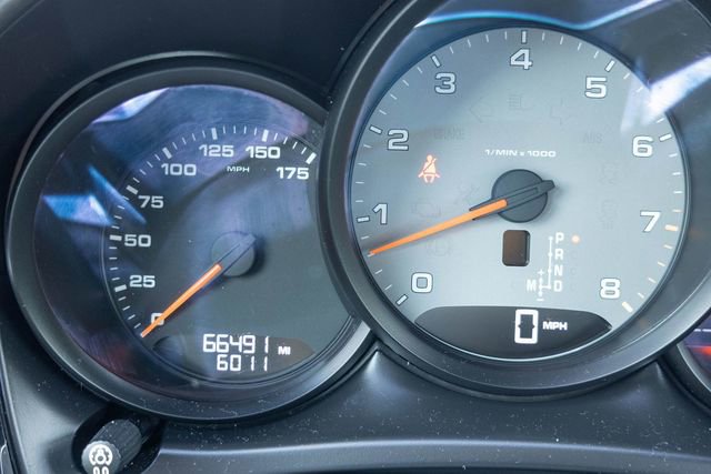 Used 2016 Porsche Macan S AWD/4WD image 3