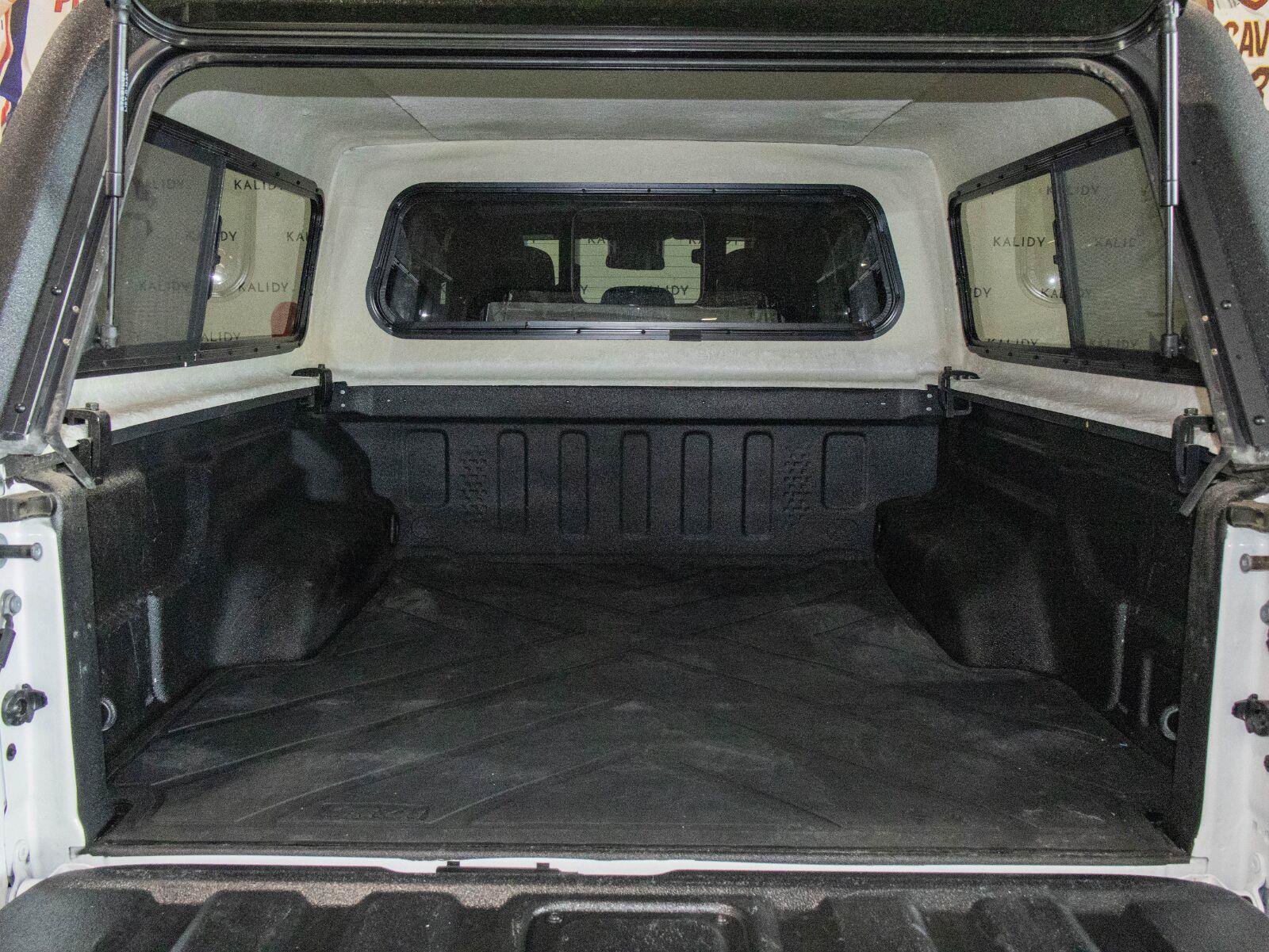 Used 2024 Jeep Gladiator Sport AWD/4WD image 23