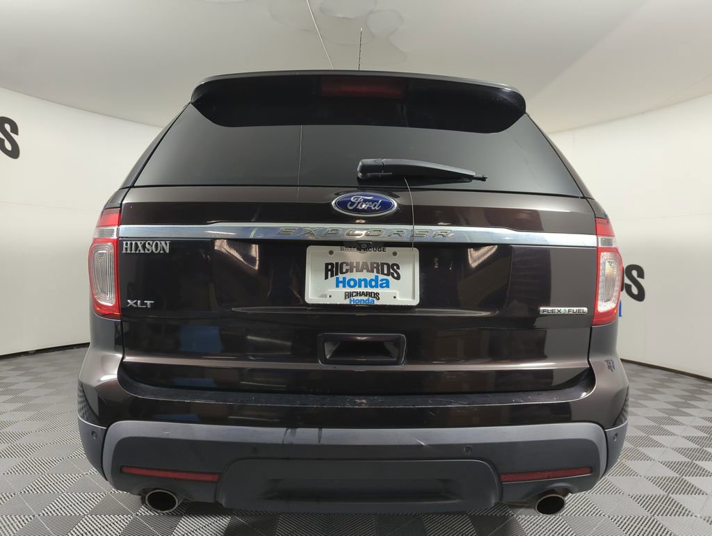 Used 2014 Ford Explorer XLT w/ Equipment Group 202A image 4