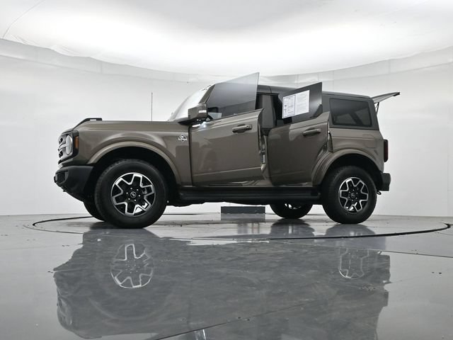Certified 2025 Ford Bronco Outer Banks AWD/4WD image 59