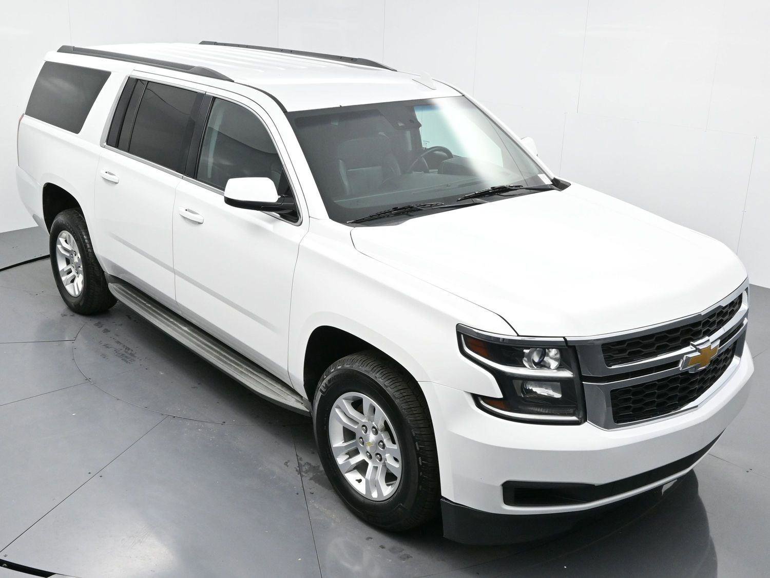 Used 2015 Chevrolet Suburban LT image 46