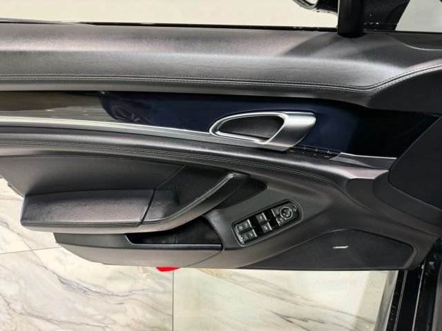 Used 2012 Porsche Panamera S RWD image 10