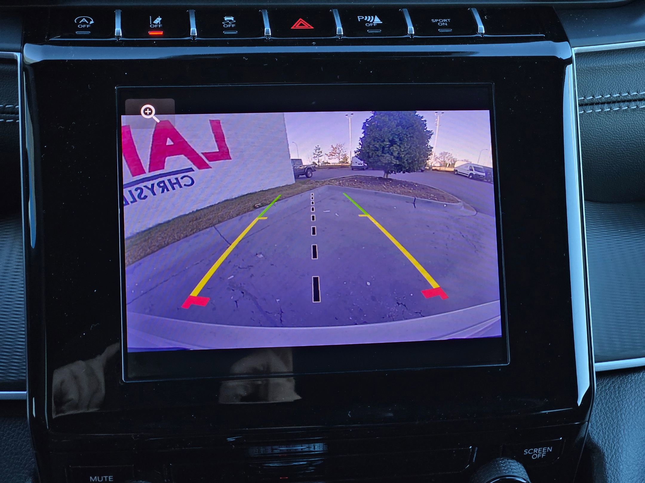 New 2025 Jeep Grand Cherokee Laredo image 29