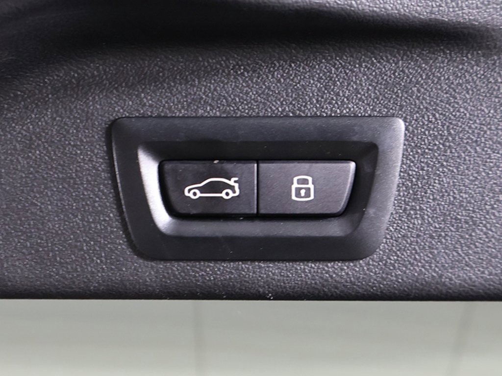 Used 2024 BMW X5 xDrive40i w/ M Sport Package image 53
