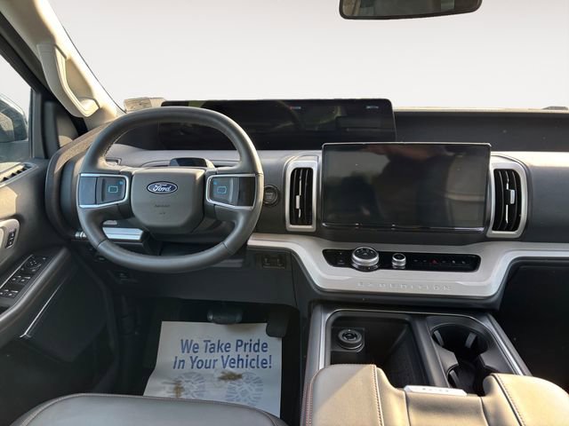 Certified 2025 Ford Expedition Active image 12