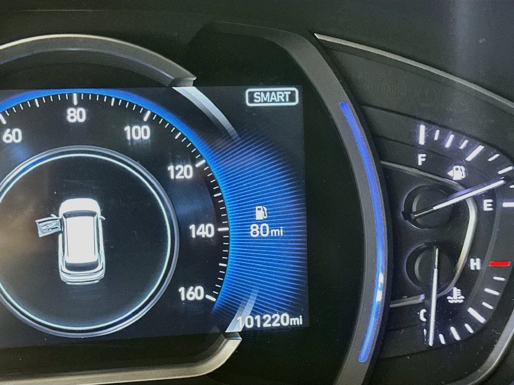 Used 2019 Hyundai Santa Fe AWD image 12