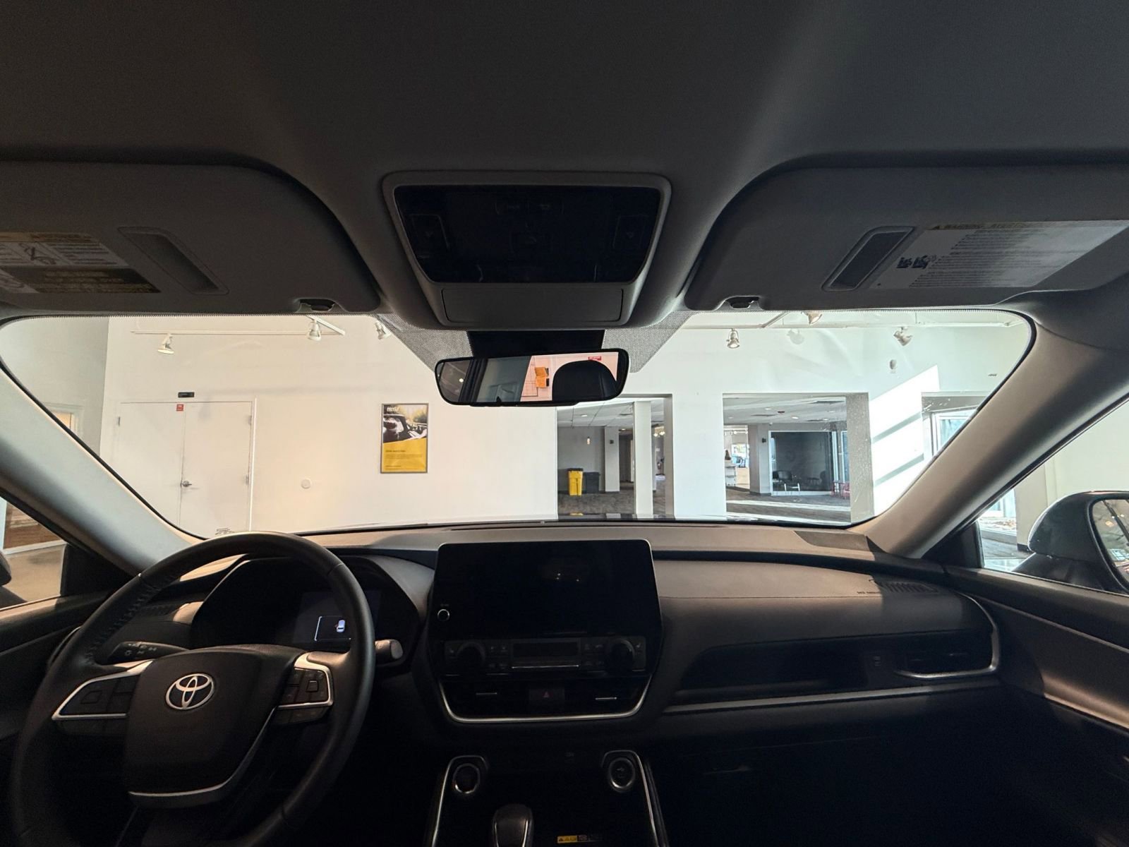 Used 2025 Toyota Grand Highlander FWD image 35