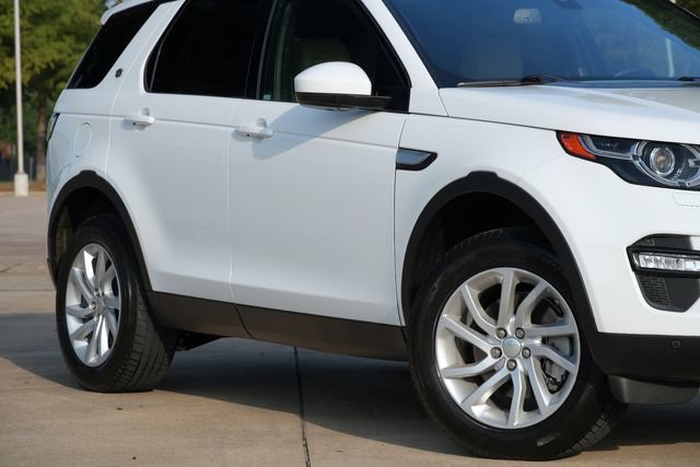 Used 2016 Land Rover Discovery Sport HSE AWD/4WD image 20