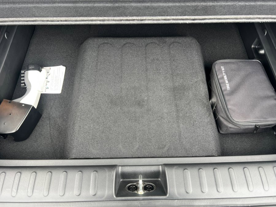 Used 2024 Hyundai Ioniq 5 Limited image 54