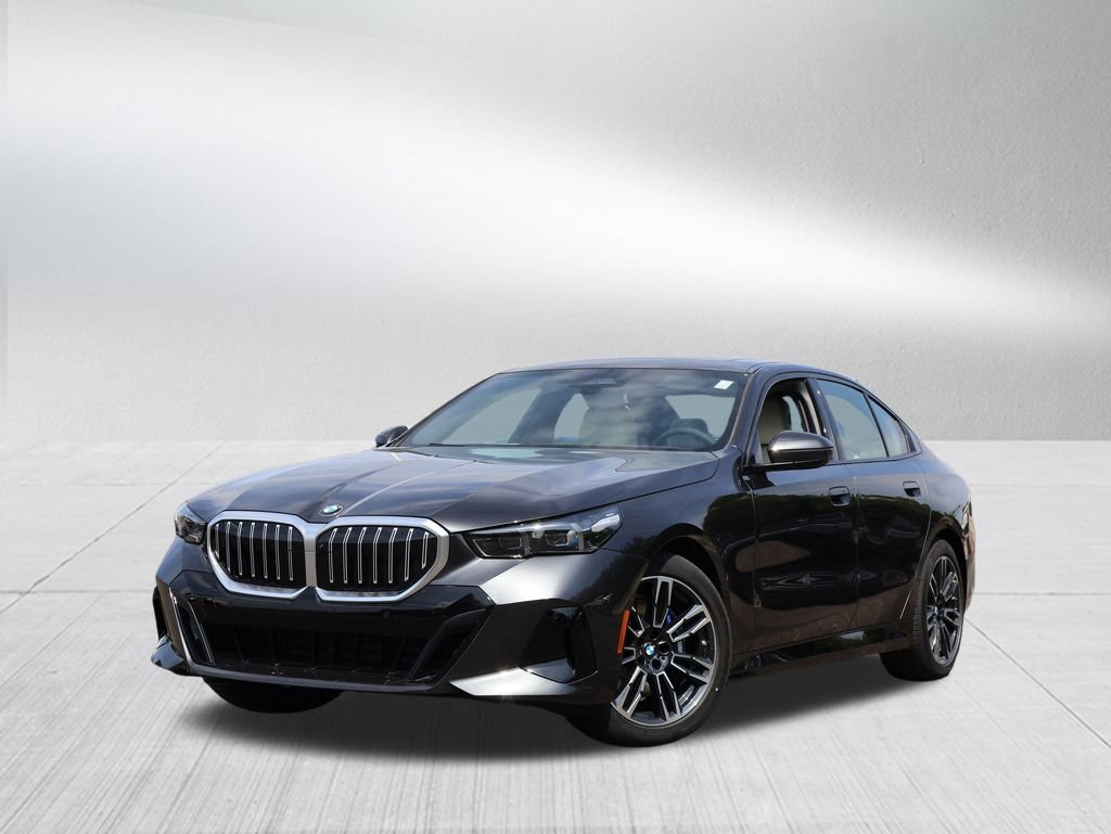 New 2027 BMW 530i xDrive w/ M Sport Package