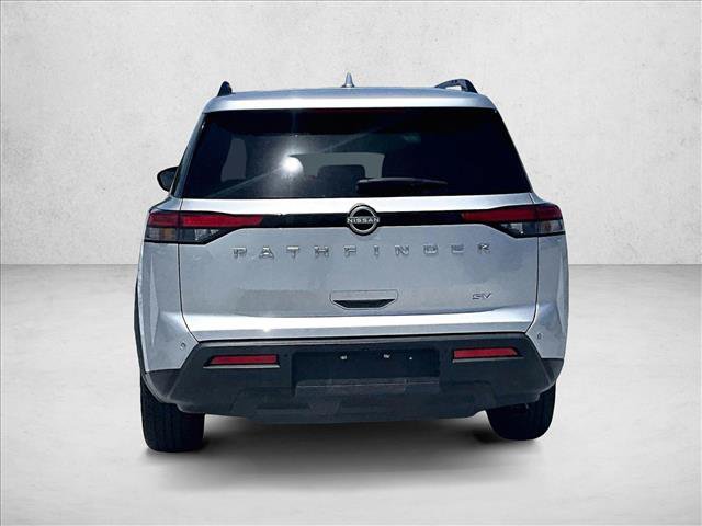 Used 2024 Nissan Pathfinder SV FWD image 4