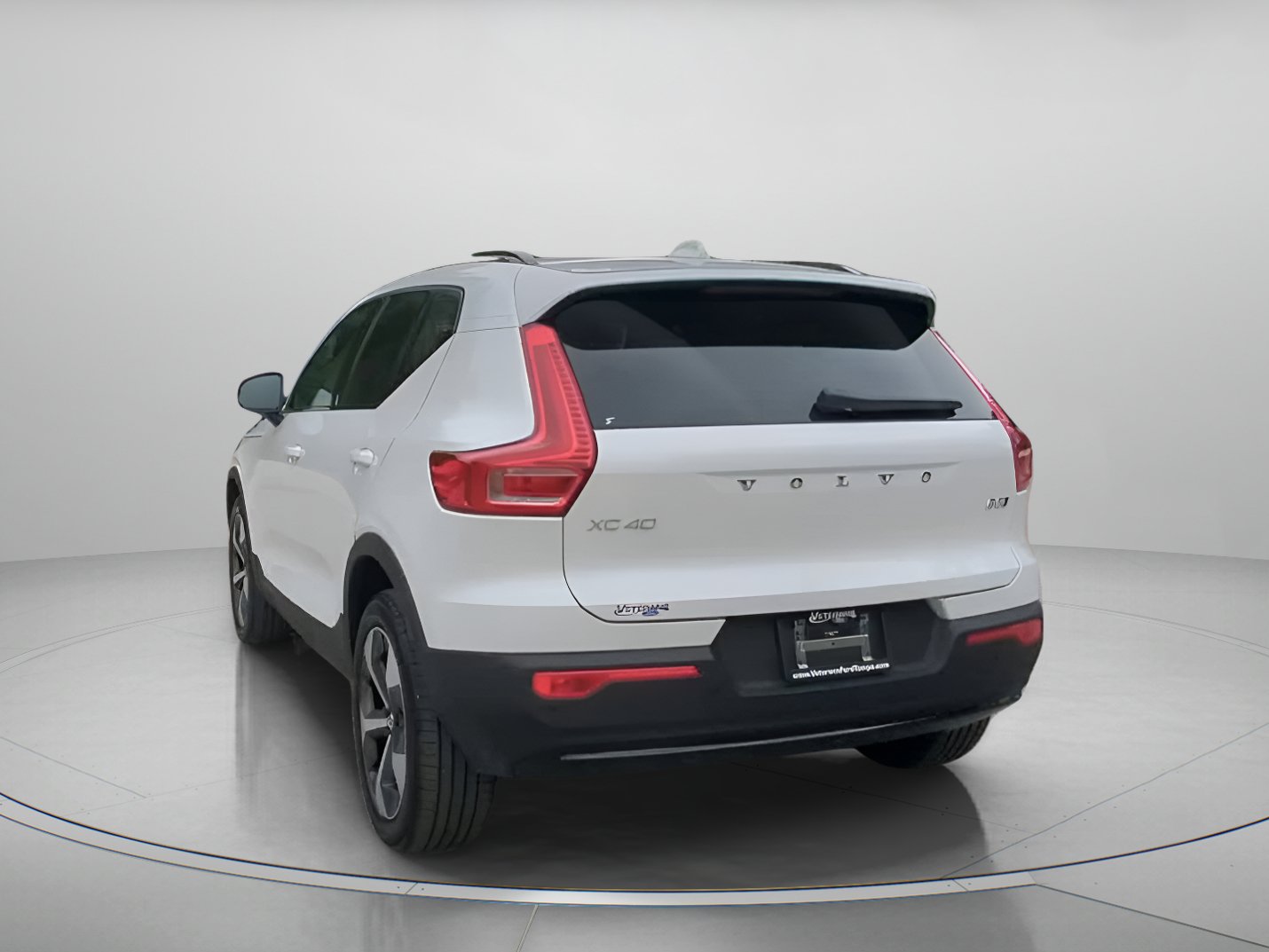 Used 2026 Volvo XC40 B5 Plus AWD/4WD image 22