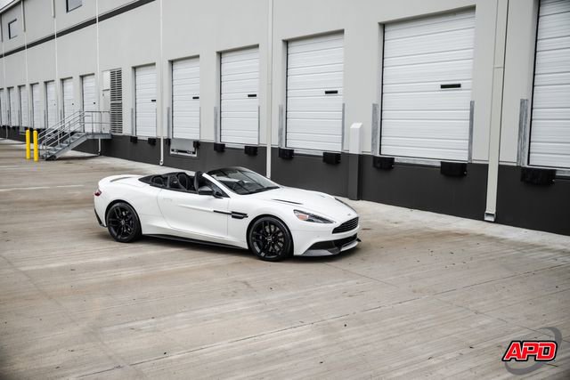 Used 2016 Aston Martin Vanquish Volante RWD image 21