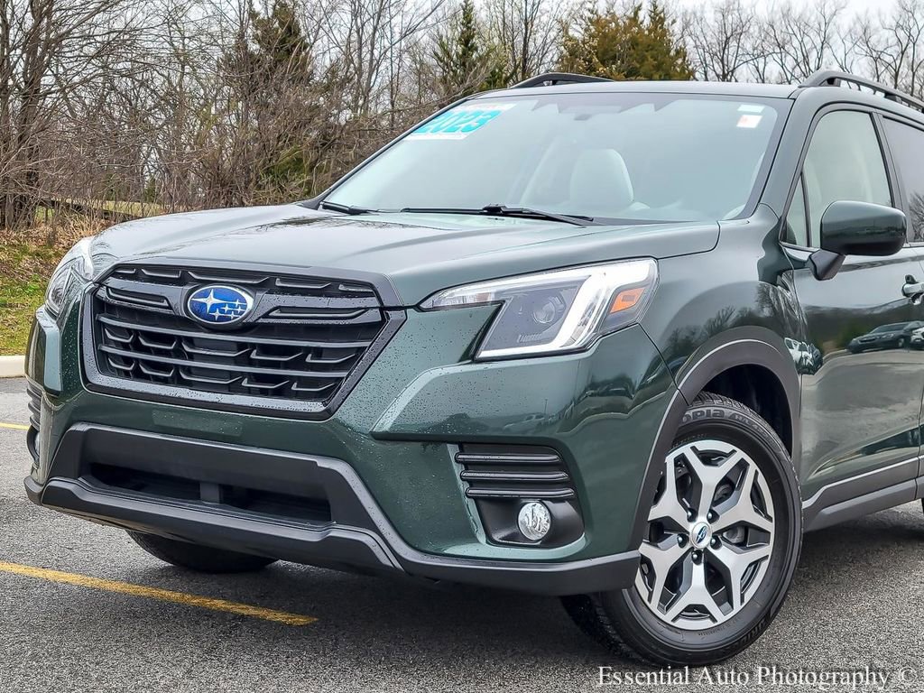 Certified 2023 Subaru Forester Premium AWD/4WD image 2