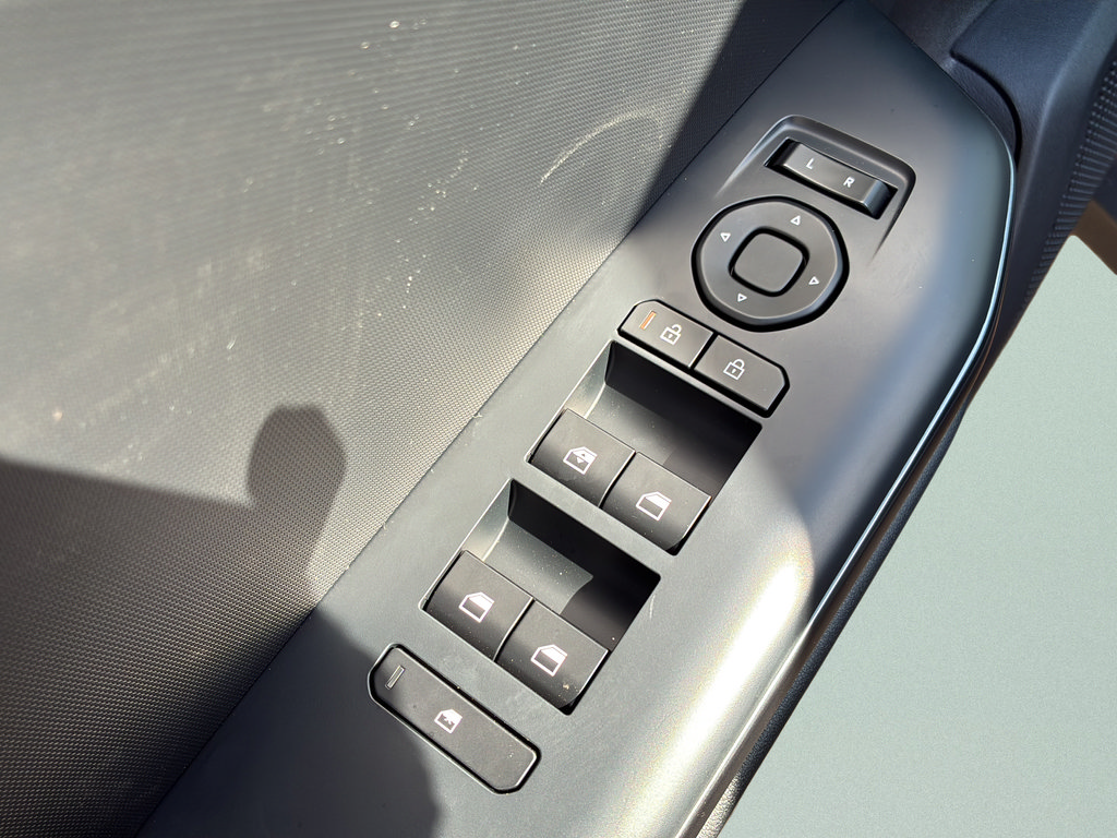 New 2026 Kia K4 FWD image 21