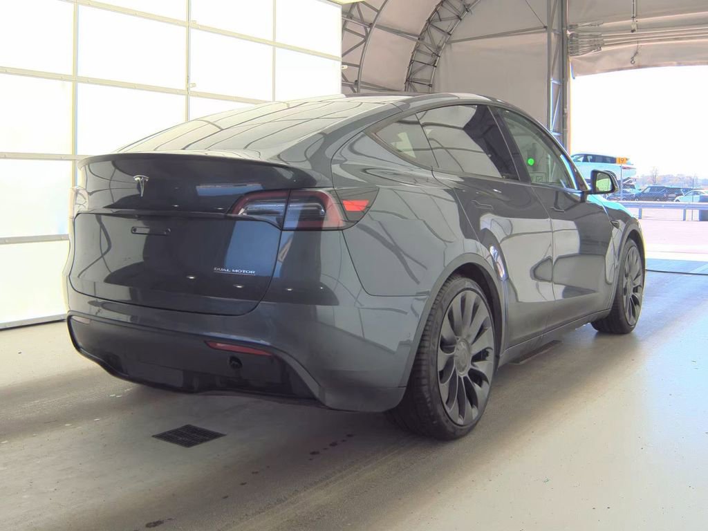 Used 2021 Tesla Model Y Performance AWD/4WD image 6