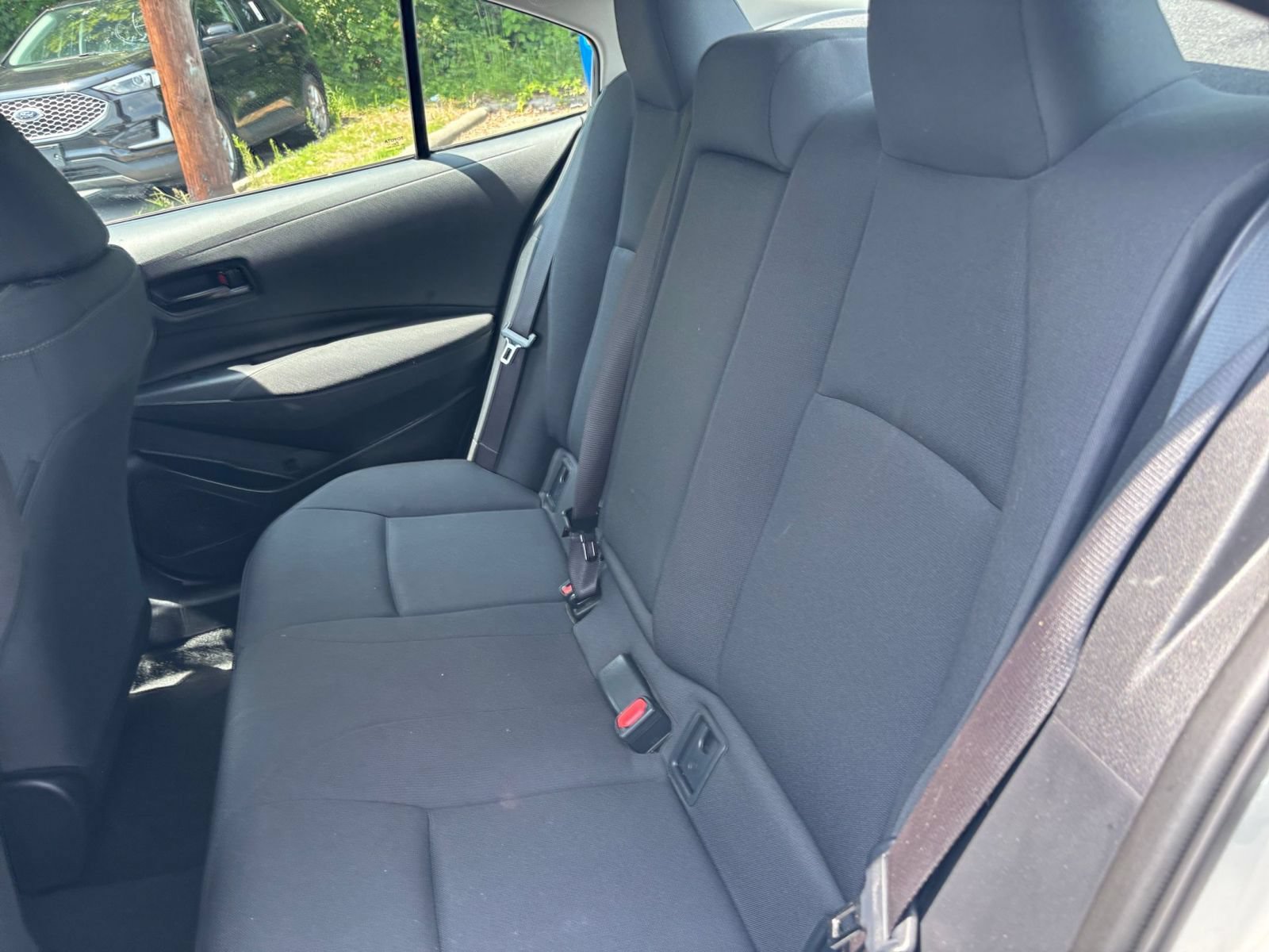 Used 2025 Toyota Corolla LE FWD image 21