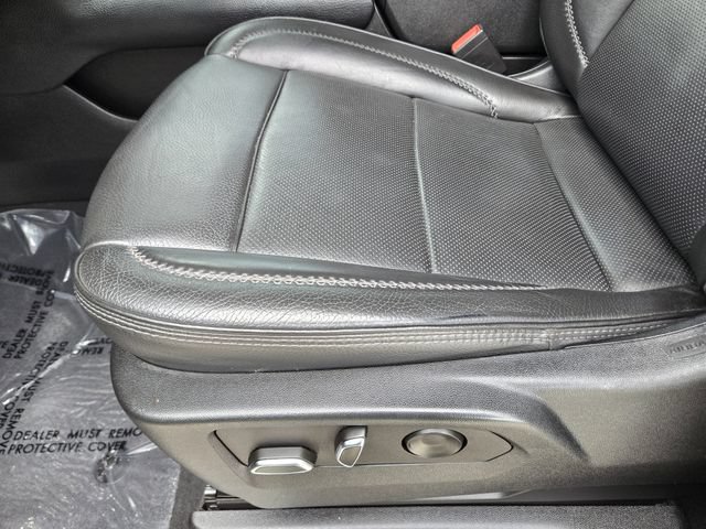 Used 2023 GMC Yukon XL Denali AWD/4WD image 24