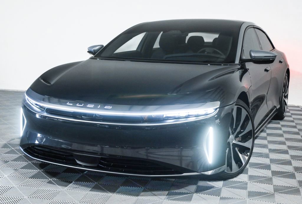 Used 2023 Lucid Air Grand Touring image 9