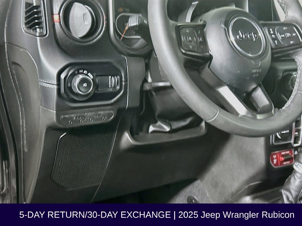 Used 2025 Jeep Wrangler Unlimited Rubicon w/ Safety Group AWD/4WD image 12