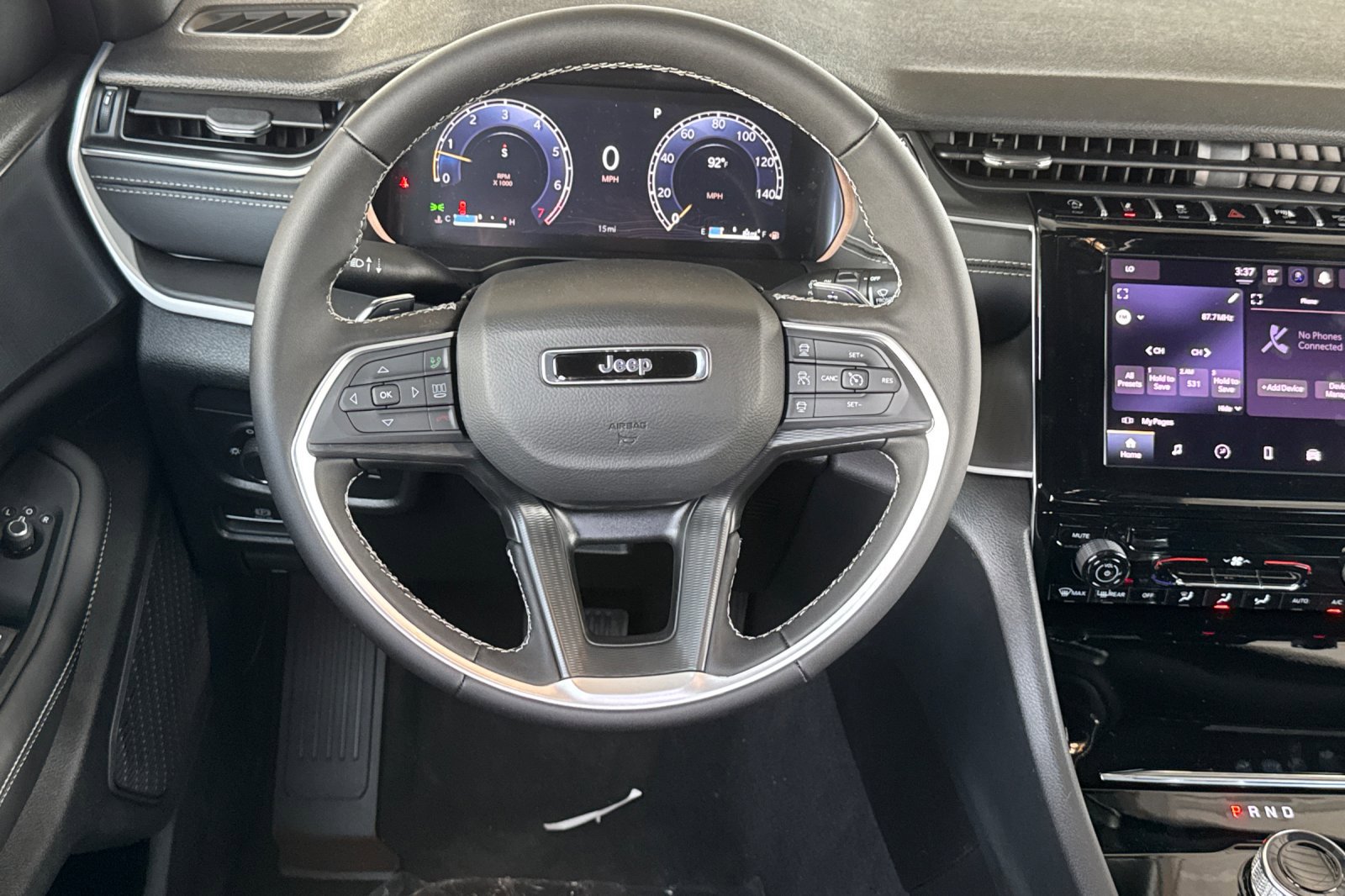 New 2026 Jeep Grand Cherokee 4WD image 13