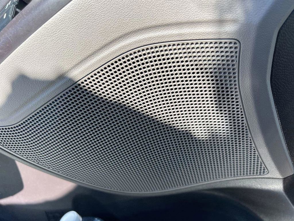 Used 2015 Hyundai Tucson Limited w/ Option Group 03 image 23