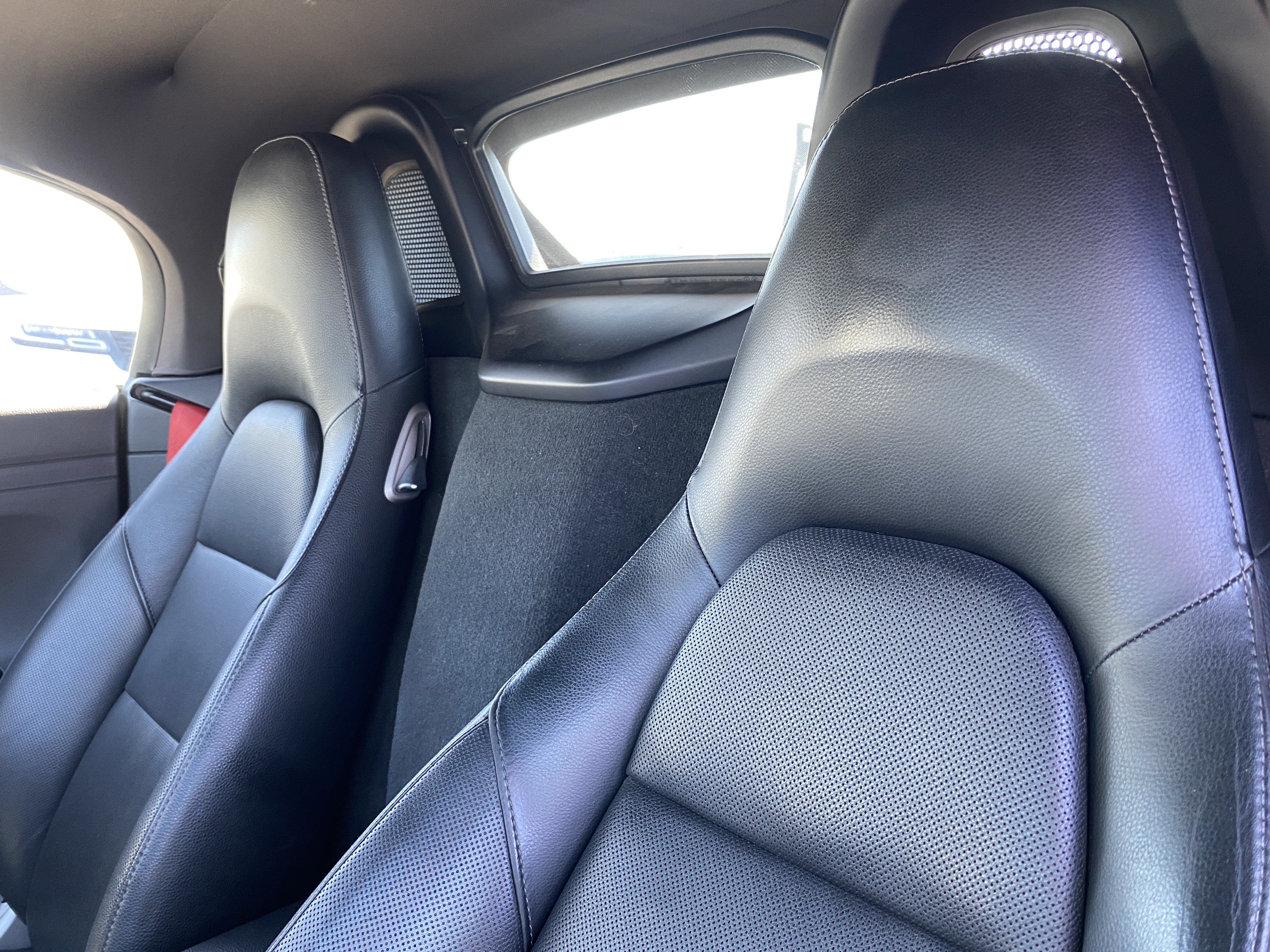 Used 2017 Porsche 718 Boxster RWD image 16