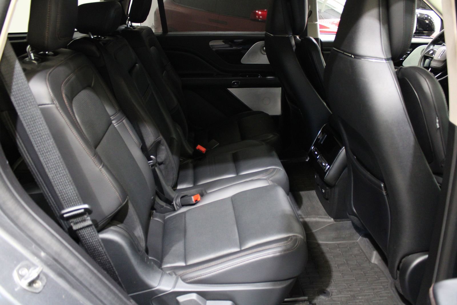 Used 2021 Lincoln Aviator Reserve w/ Equipment Group 202A AWD/4WD image 20