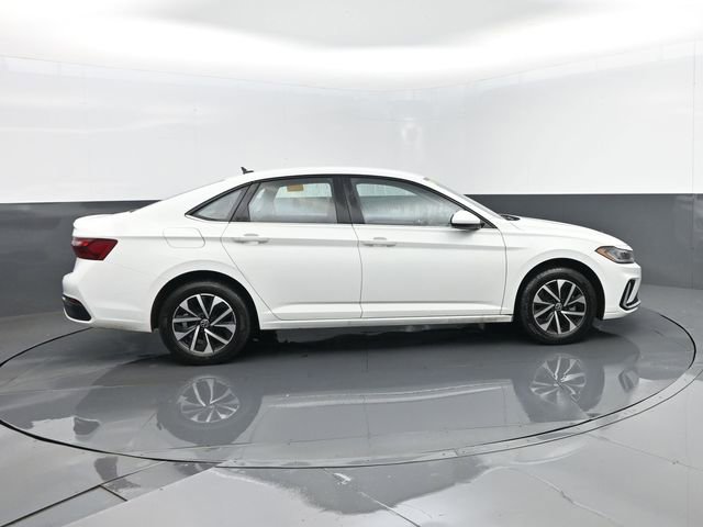 Used 2025 Volkswagen Jetta S FWD image 4