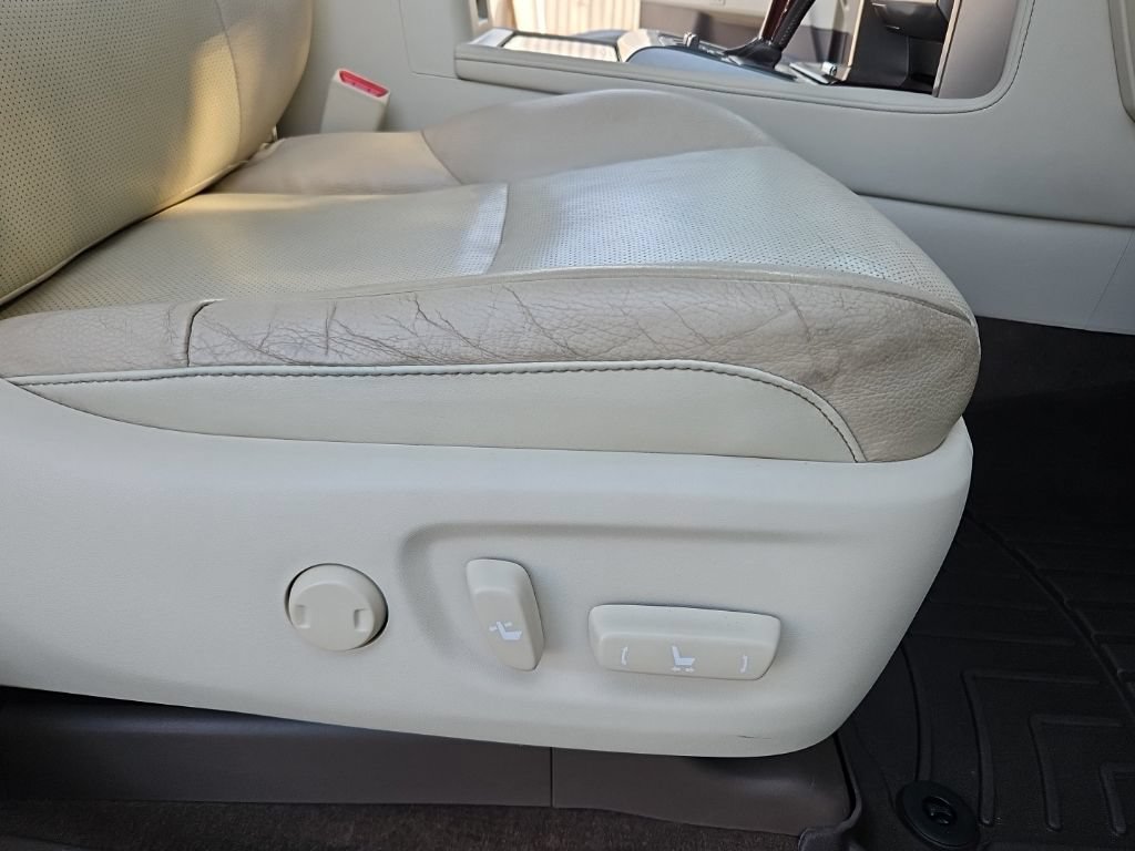 Used 2015 Lexus GX 460 w/ Premium Package AWD/4WD image 27