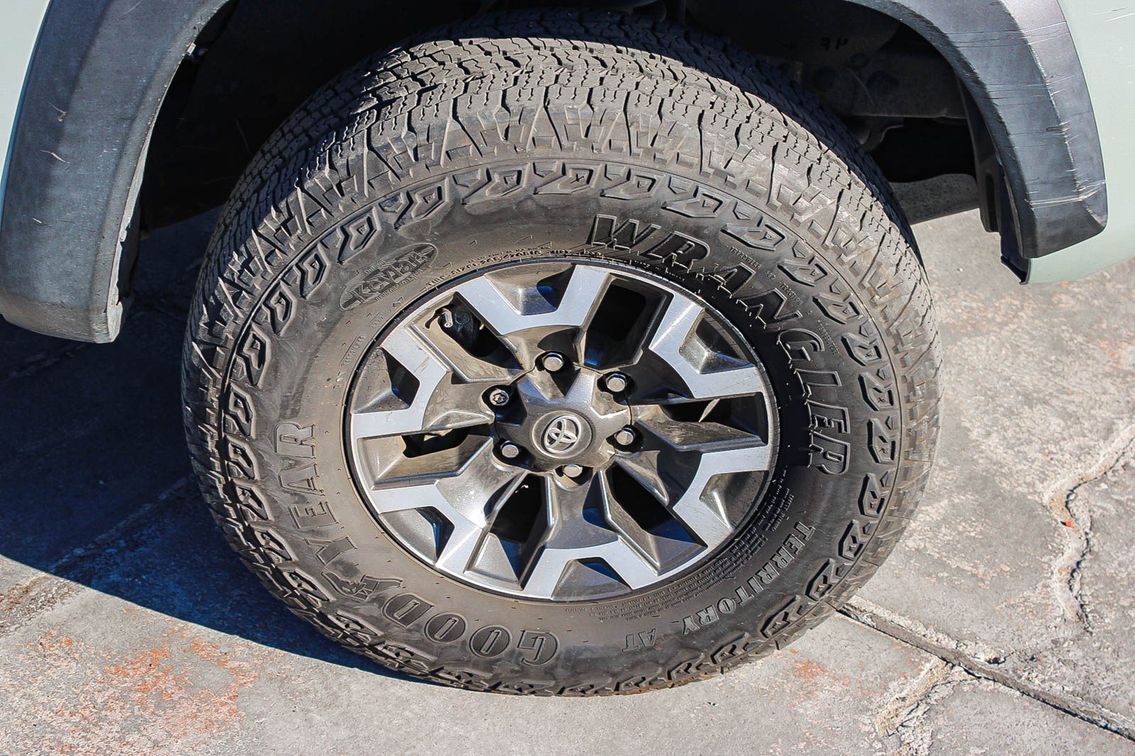 Used 2023 Toyota Tacoma 2WD Double Cab image 6