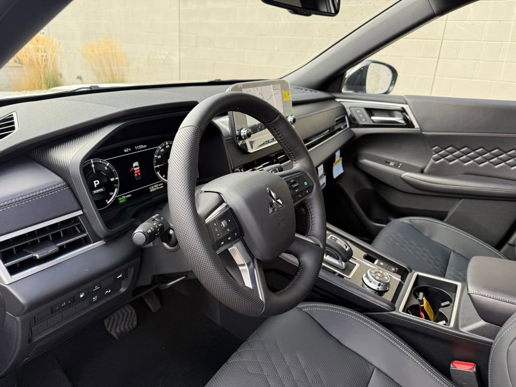 New 2025 Mitsubishi Outlander SEL Black Edition image 20