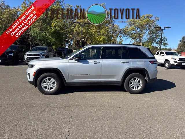 Used 2023 Jeep Grand Cherokee Laredo