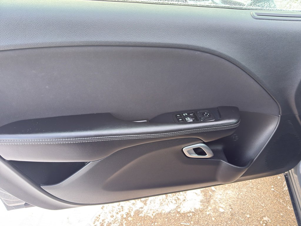 Used 2019 Dodge Challenger SXT w/ Blacktop Package image 12